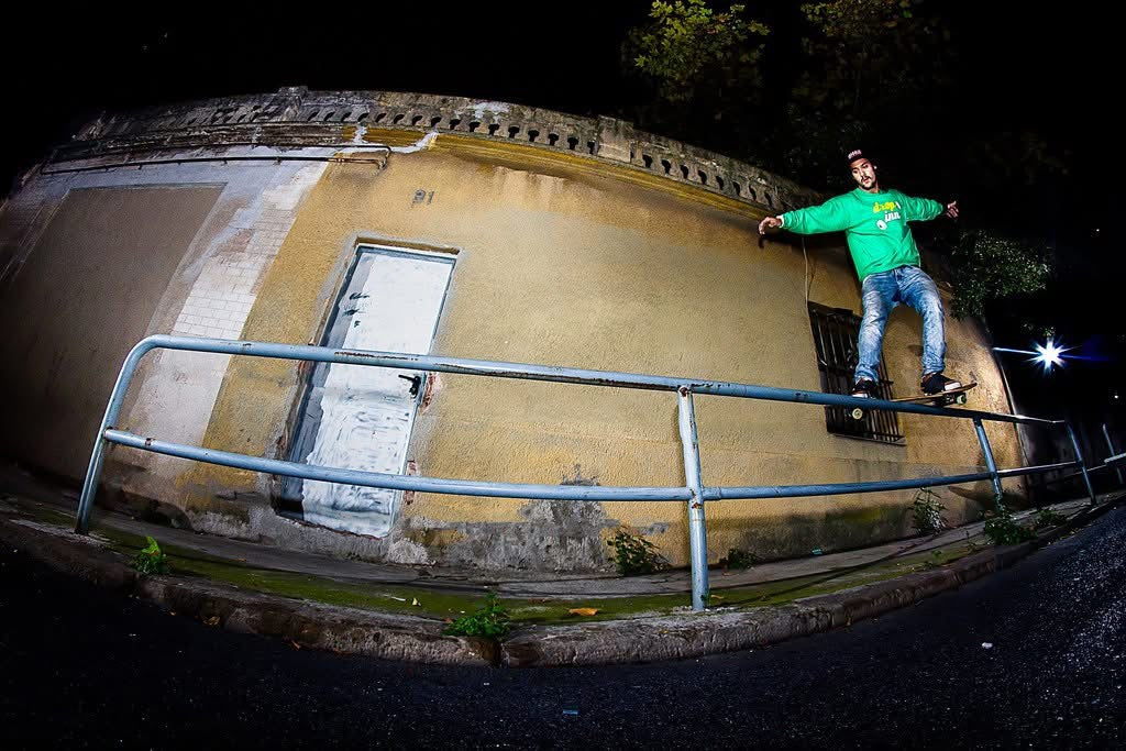 How to Bs Feeble on a Streetboard !!