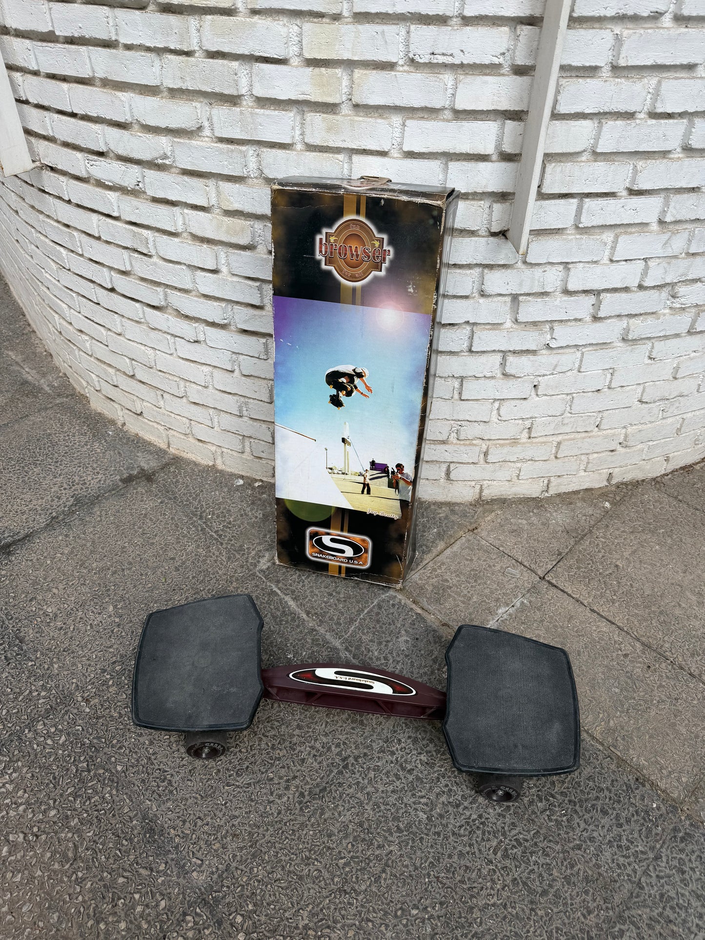 Snakeboard Browser – Classic Second-Hand Snakeboard (Great Condition)